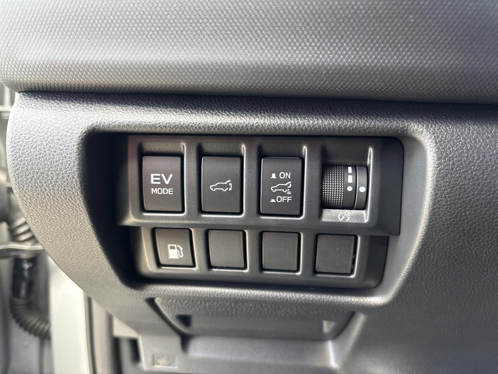 2025 Subaru Forester Limited Hybrid AWD