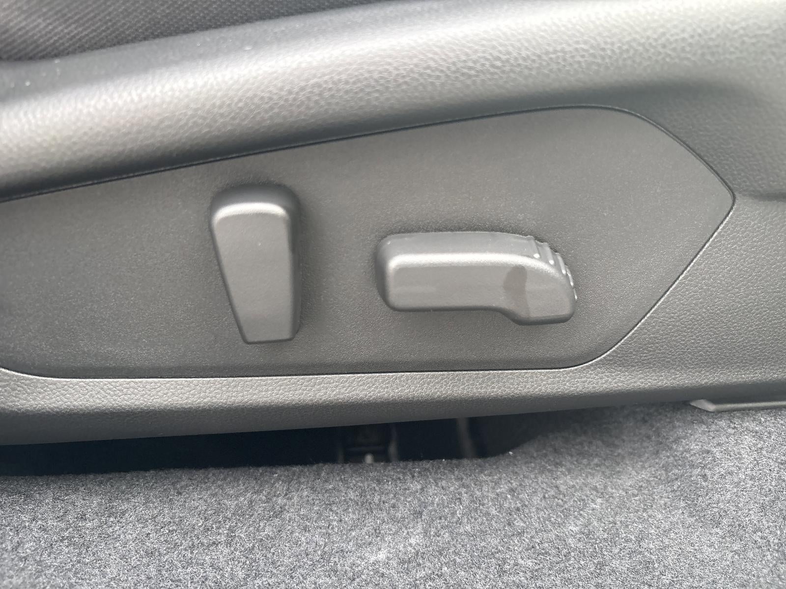 2025 Subaru Forester Limited Hybrid AWD