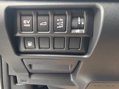 2025 Subaru Forester Limited Hybrid AWD