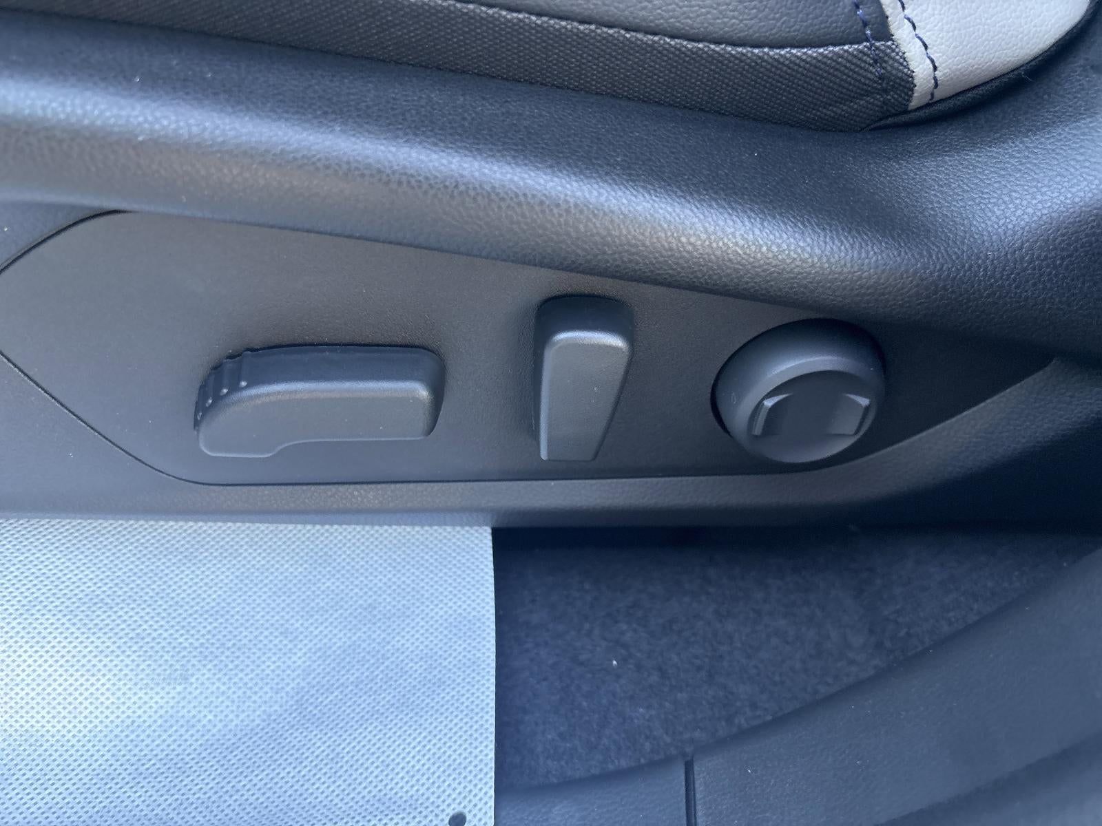 2025 Subaru Forester Limited Hybrid AWD