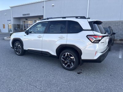 2025 Subaru Forester Limited Hybrid AWD