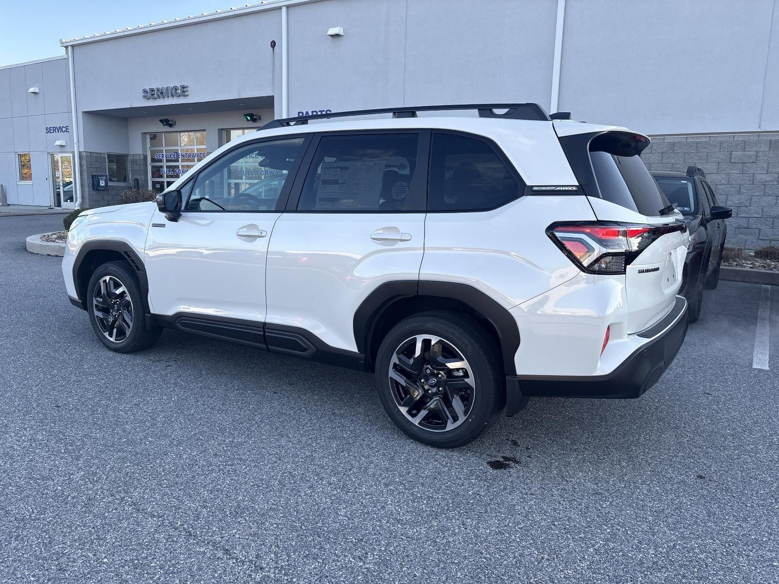 2025 Subaru Forester Limited Hybrid AWD