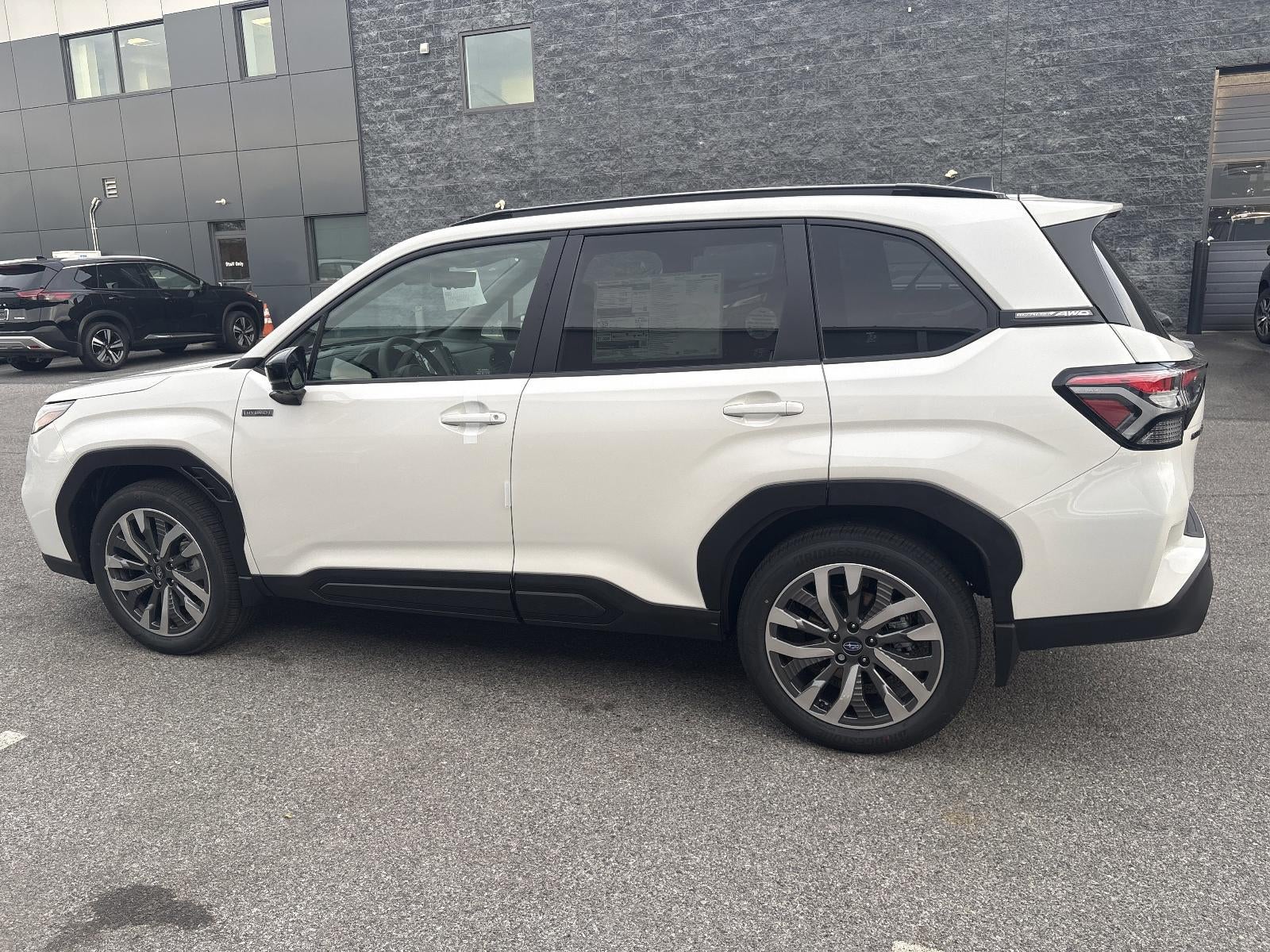 2025 Subaru Forester Touring Hybrid AWD