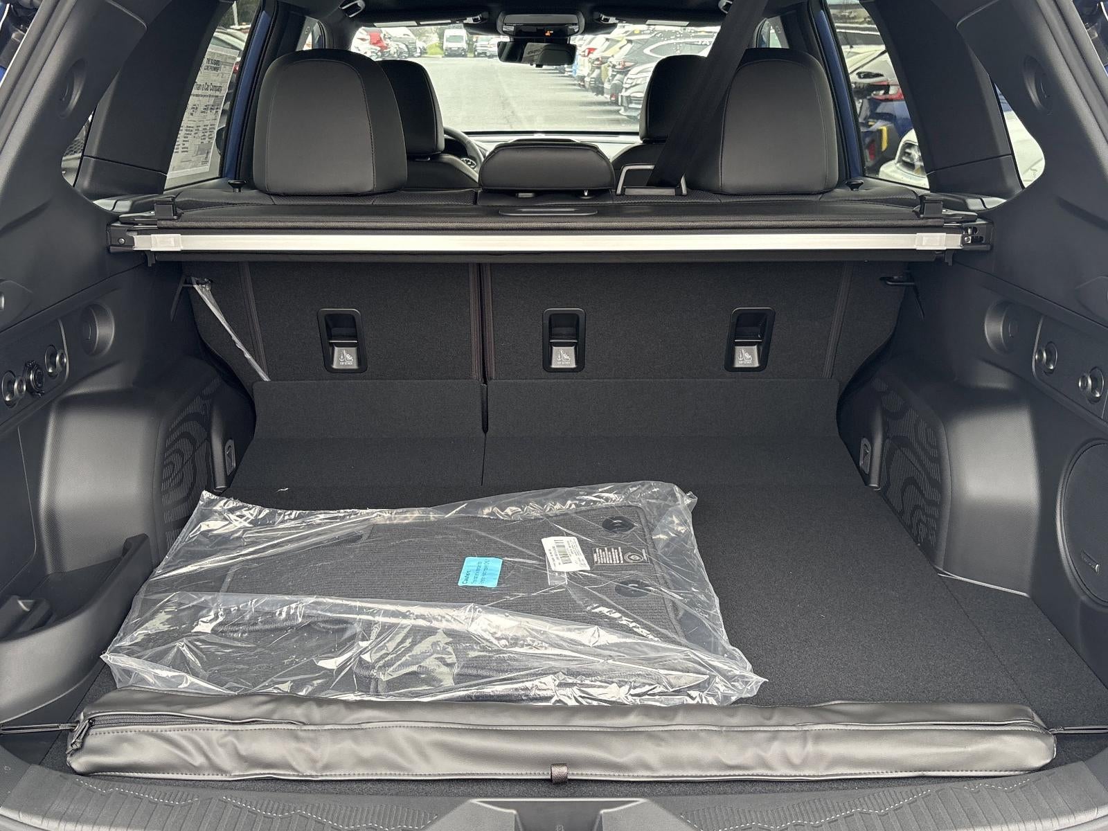 2025 Subaru Forester Touring Hybrid AWD