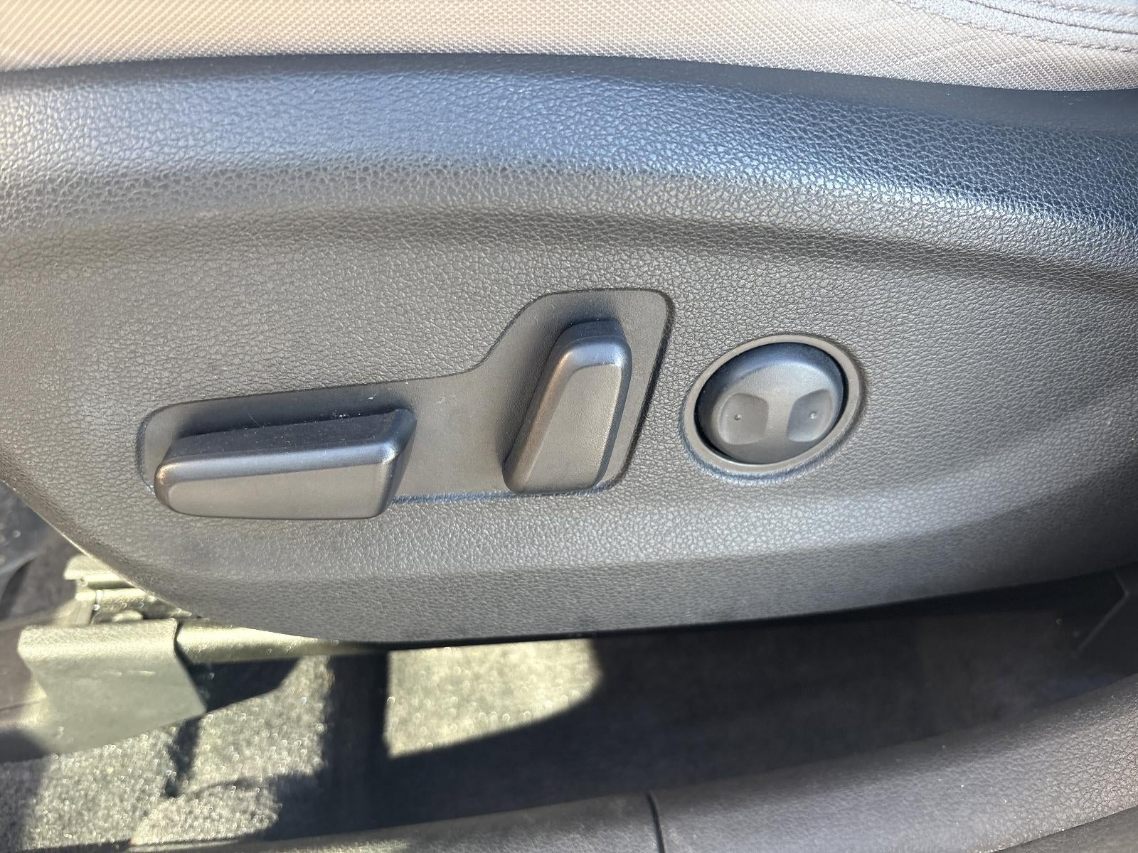 2016 Hyundai TUCSON AWD 4dr Sport w/Beige Int