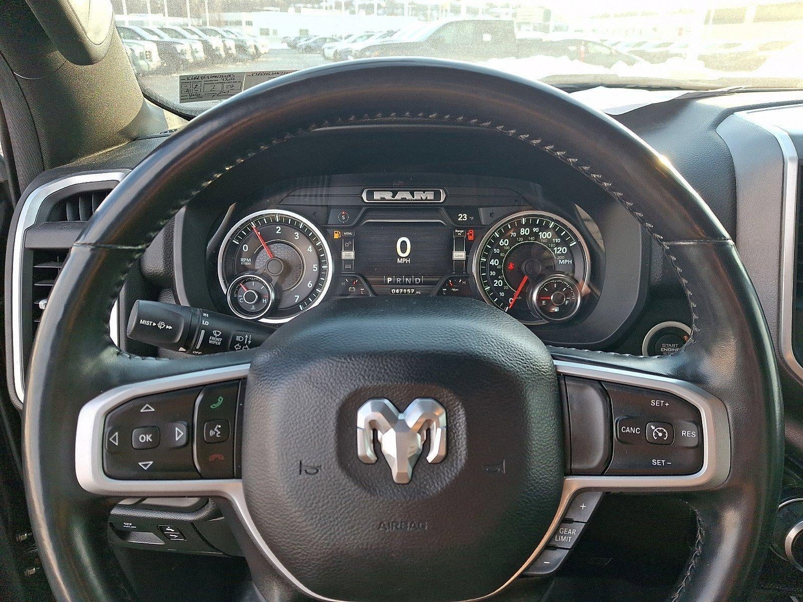 2022 RAM 1500 Big Horn 4x4 Crew Cab 5'7" Box