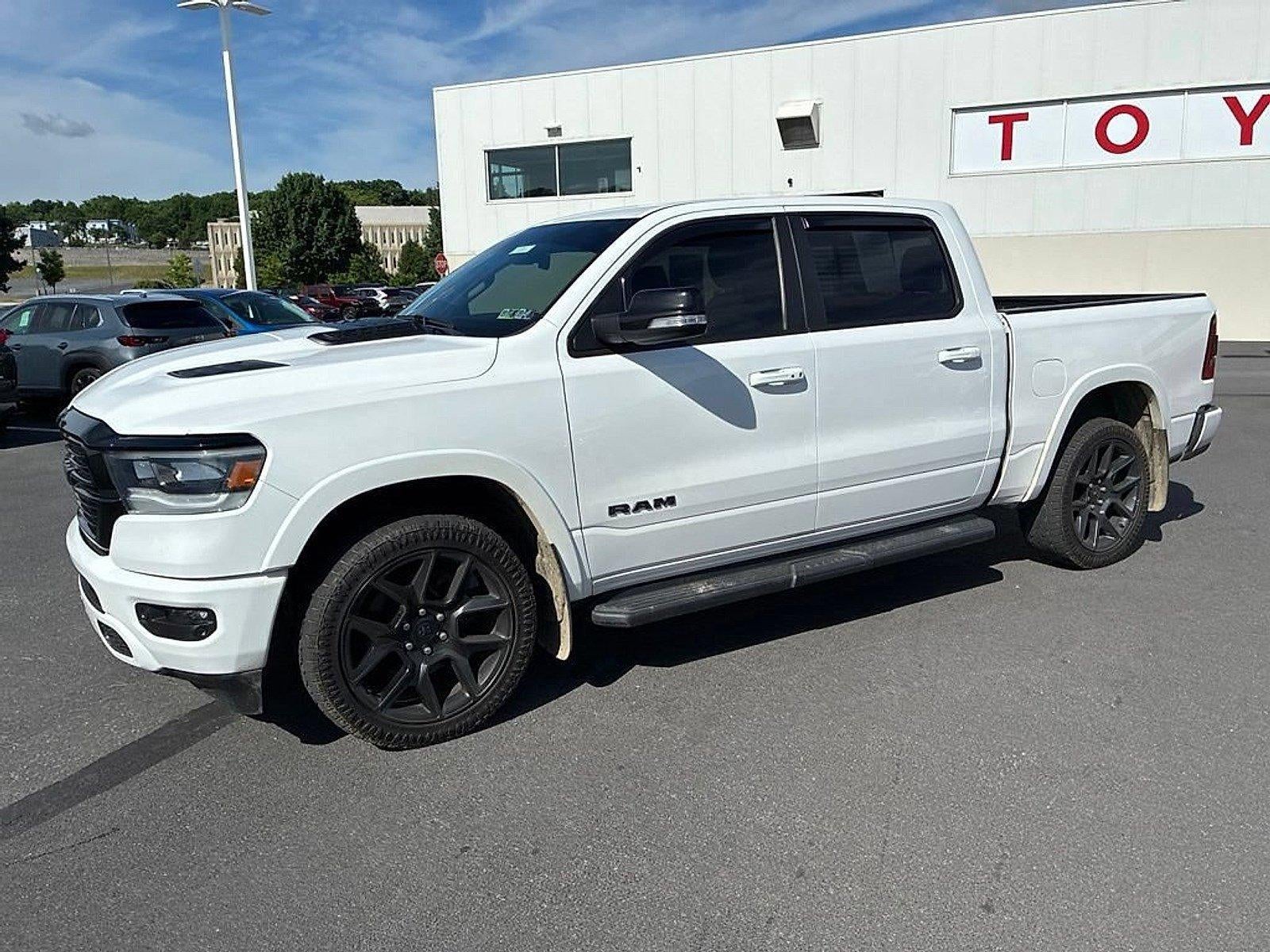 2021 RAM 1500 Laramie 4x4 Crew Cab 5'7" Box