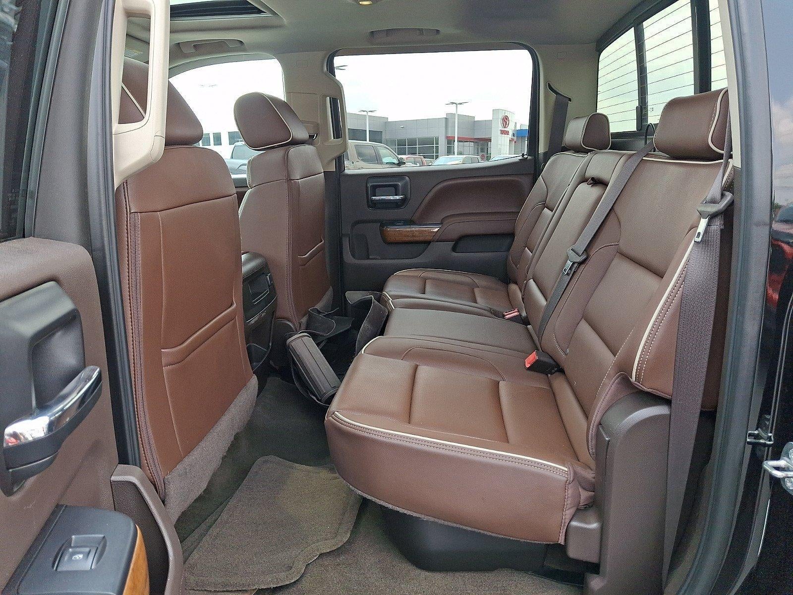 2016 Chevrolet Silverado 2500 HD Crew Cab Standard Box 4-Wheel Drive High Country