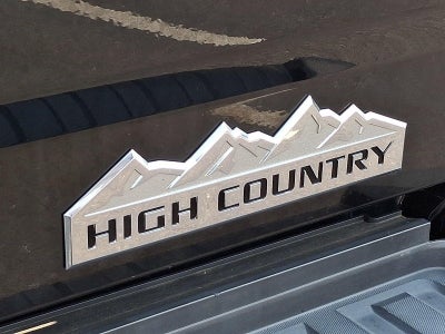 2016 Chevrolet Silverado 2500 HD Crew Cab Standard Box 4-Wheel Drive High Country