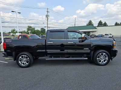 2016 Chevrolet Silverado 2500 HD Crew Cab Standard Box 4-Wheel Drive High Country