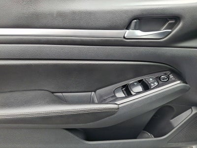 2023 Nissan Altima 2.5 SV Sedan