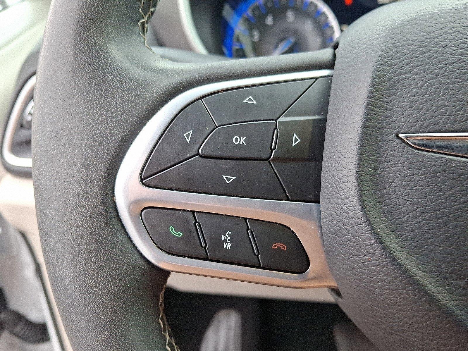 2024 Chrysler Pacifica Touring L FWD