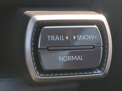 2026 Toyota RAV4 XLE Premium AWD (Natl)