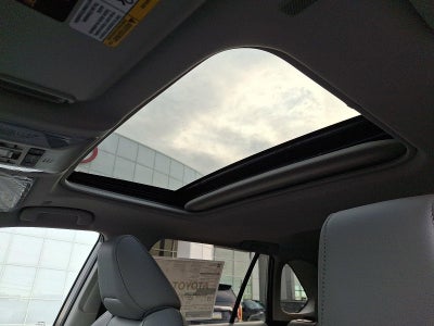 2025 Toyota RAV4 XLE Premium AWD (Natl)