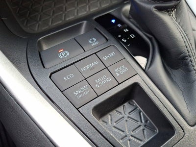 2025 Toyota RAV4 XLE Premium AWD (Natl)