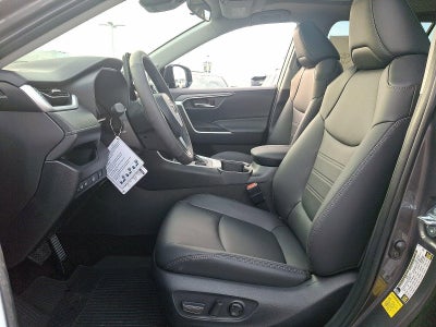 2025 Toyota RAV4 XLE Premium AWD (Natl)