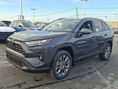 2025 Toyota RAV4 XLE Premium AWD (Natl)