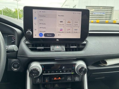 2024 Toyota RAV4 XLE Premium AWD (Natl)