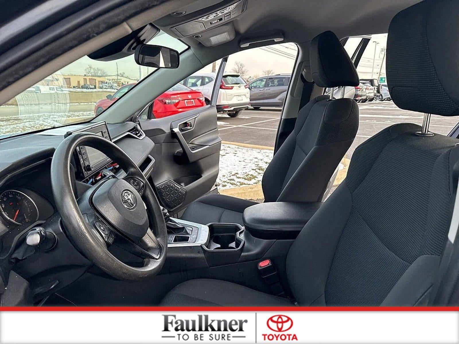 2021 Toyota RAV4 LE AWD (Natl)