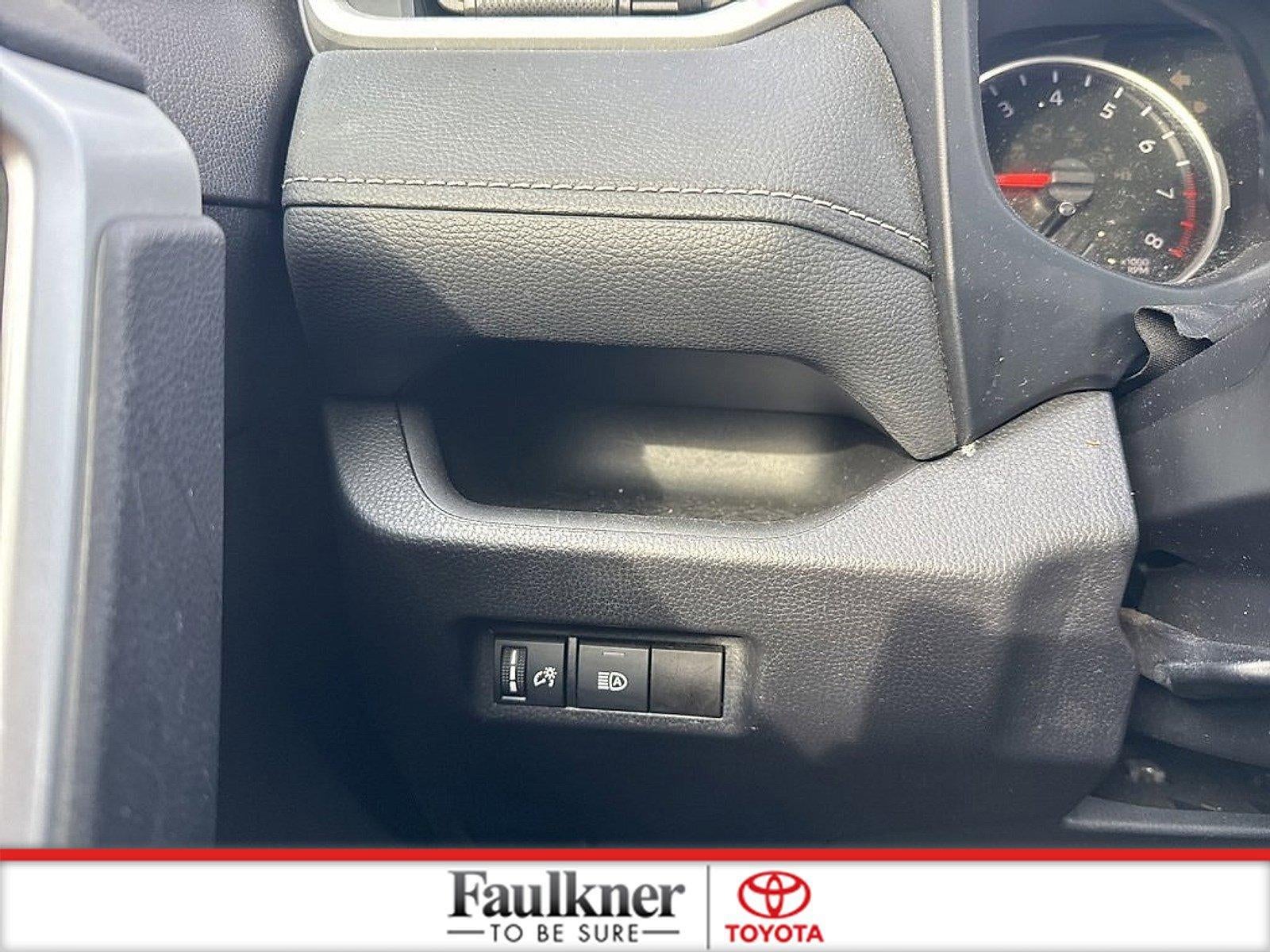 2021 Toyota RAV4 LE AWD (Natl)