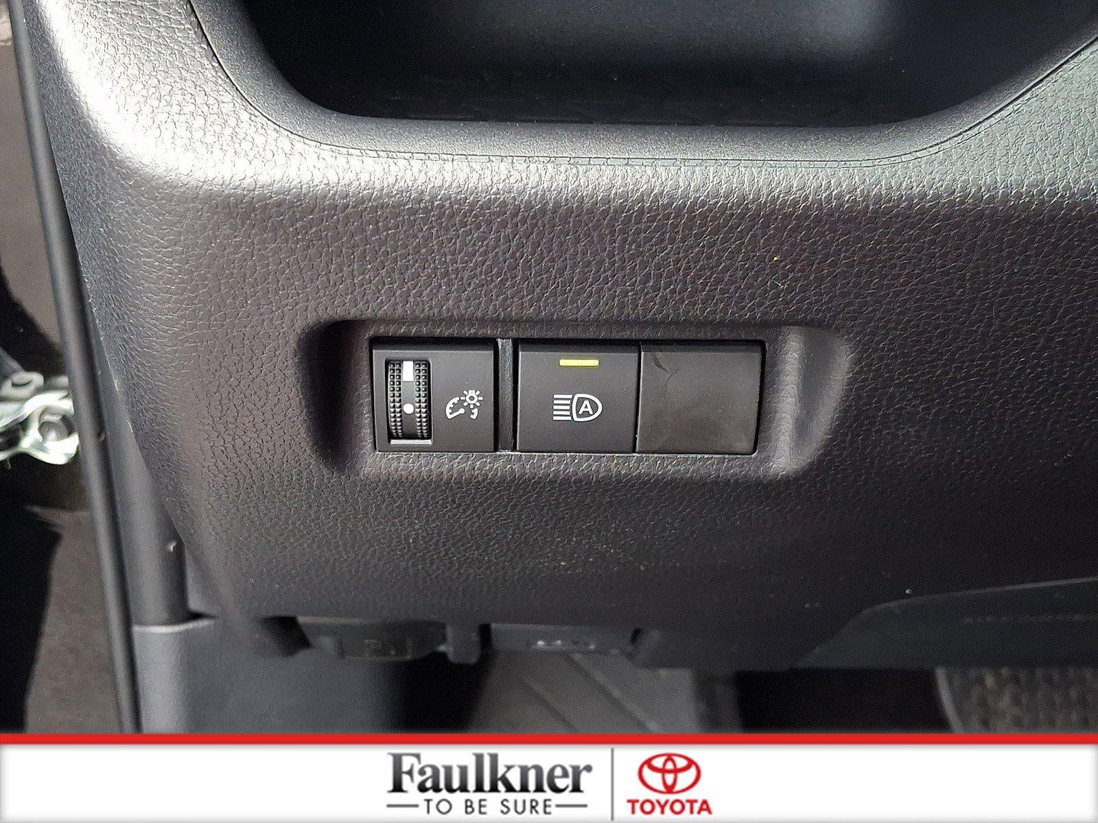 2025 Toyota RAV4 LE AWD (Natl)