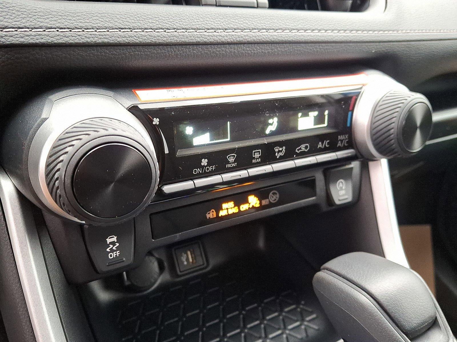 2025 Toyota RAV4 LE AWD (Natl)