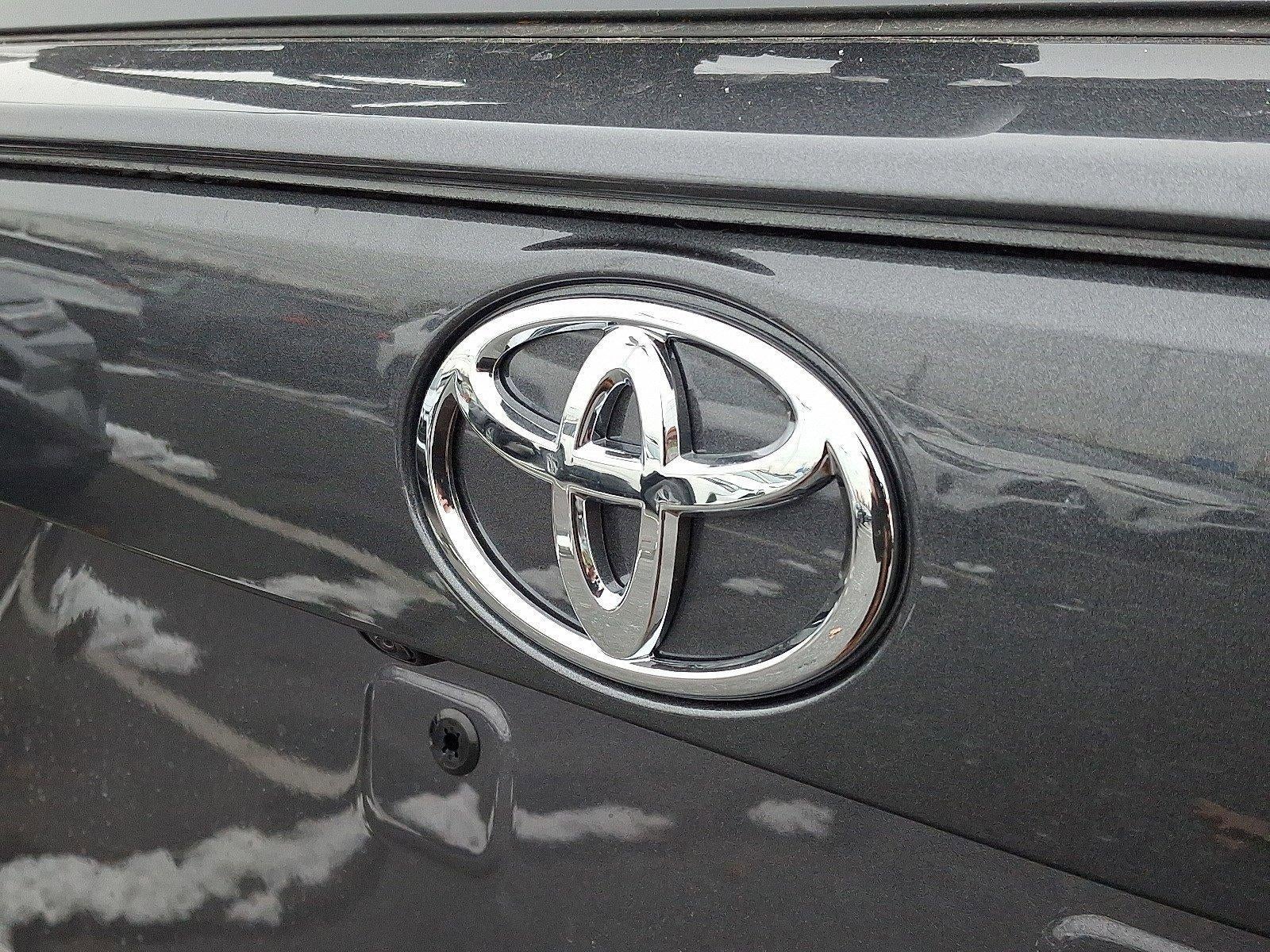 2025 Toyota RAV4 LE AWD (Natl)