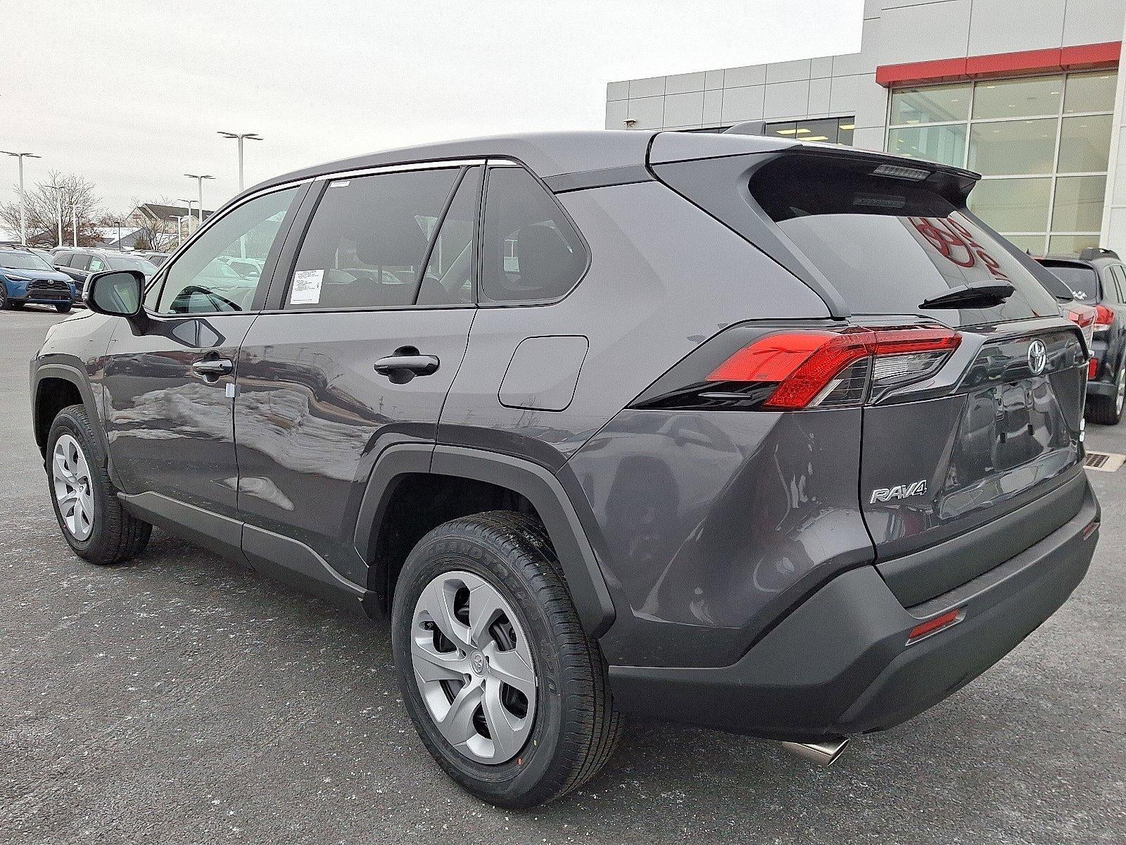 2025 Toyota RAV4 LE AWD (Natl)