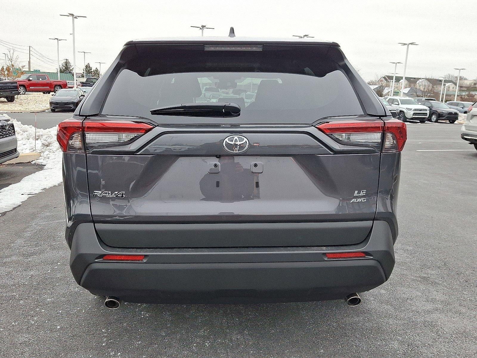 2025 Toyota RAV4 LE AWD (Natl)