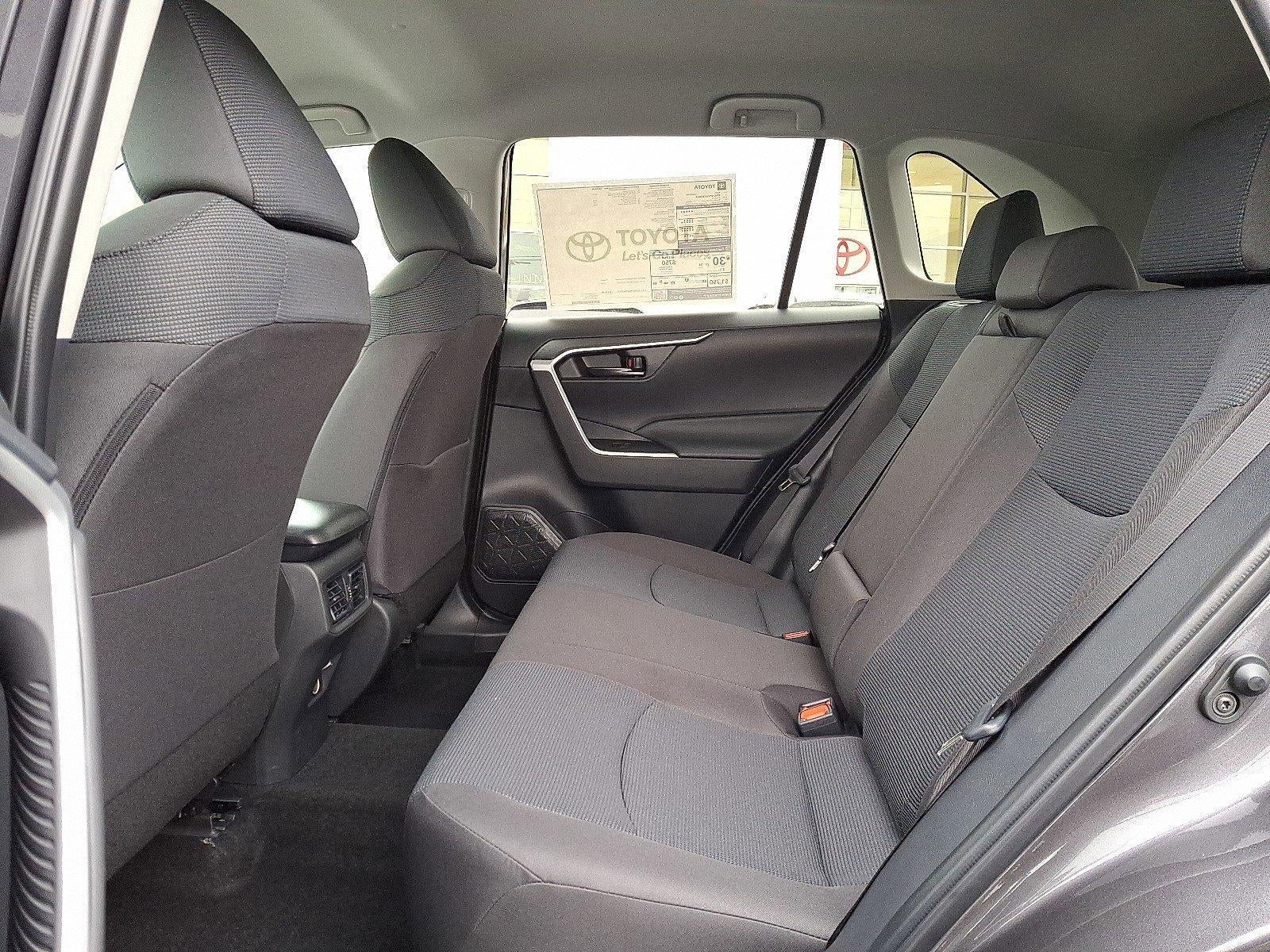 2025 Toyota RAV4 LE AWD (Natl)