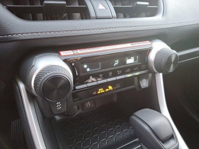 2025 Toyota RAV4 LE AWD (Natl)