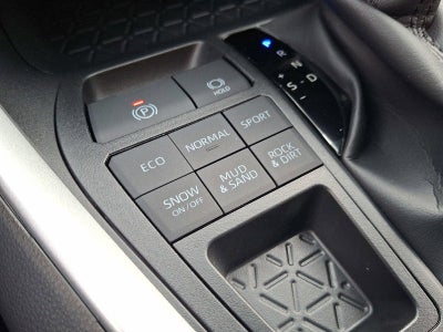 2025 Toyota RAV4 LE AWD (Natl)