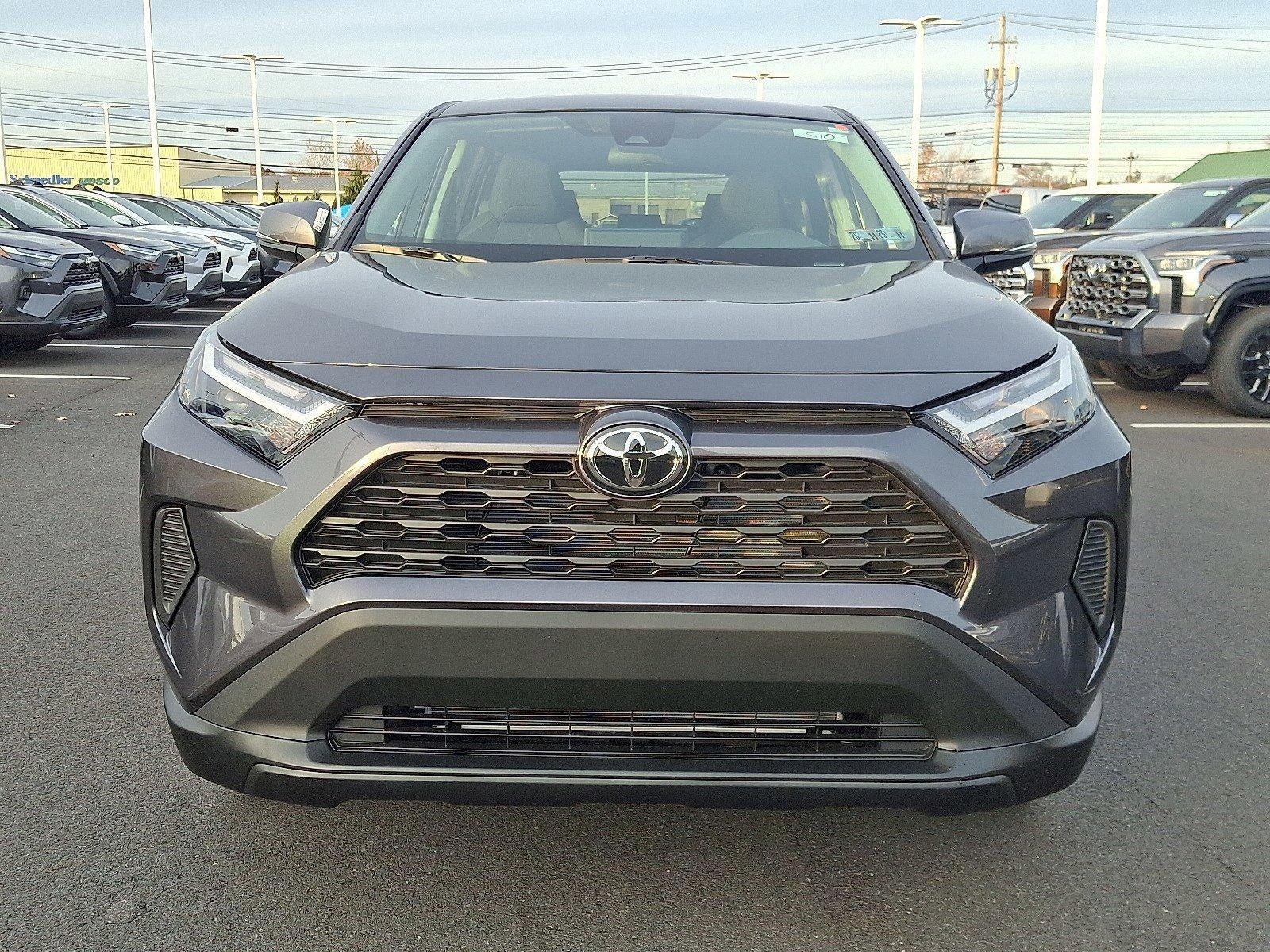 2025 Toyota RAV4 LE AWD (Natl)