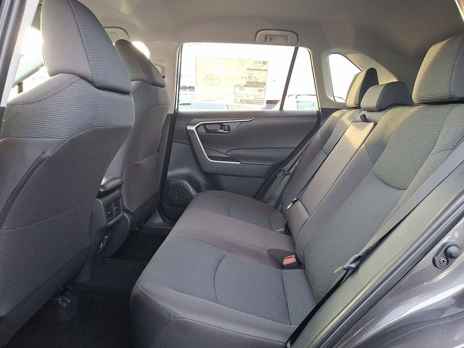 2025 Toyota RAV4 LE AWD (Natl)