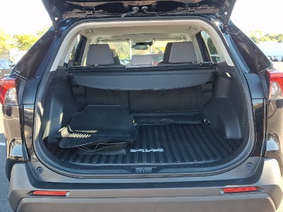 2025 Toyota RAV4 XLE CERTIFIED