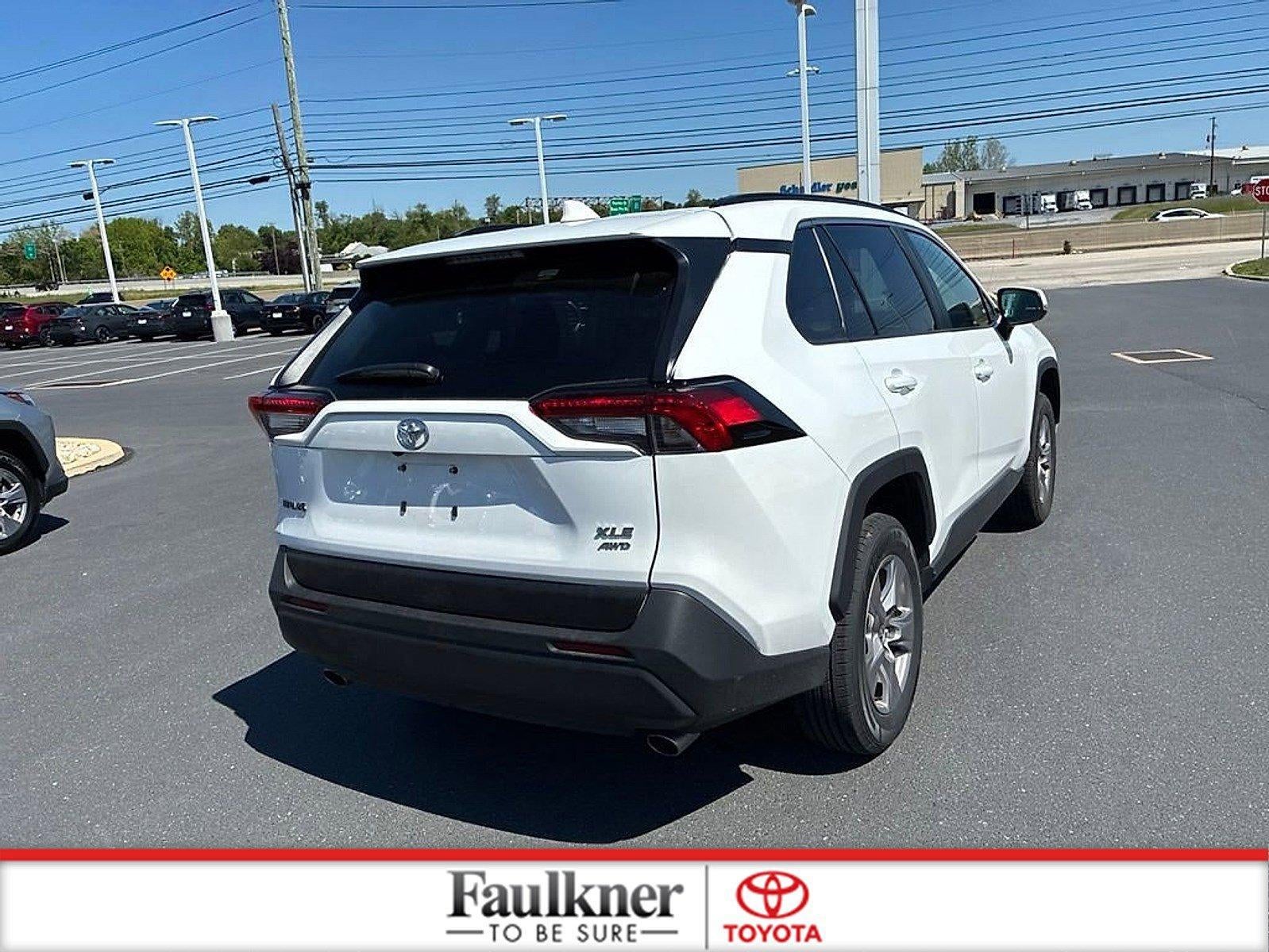 2025 Toyota RAV4 XLE AWD (Natl)