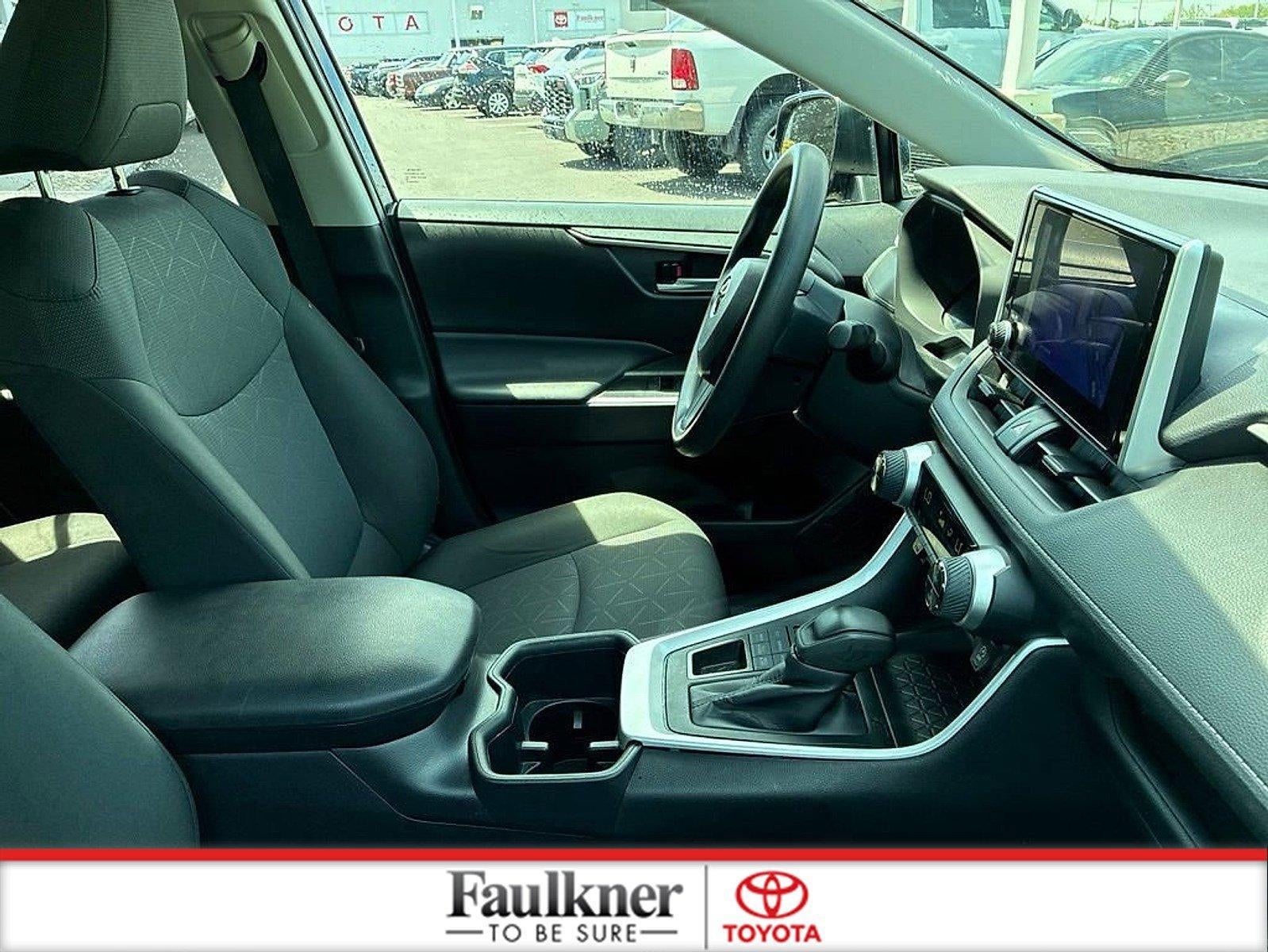 2025 Toyota RAV4 XLE AWD (Natl)