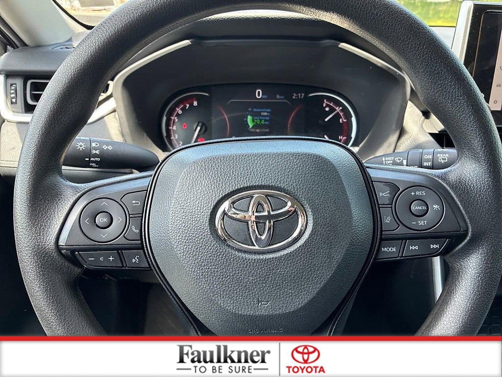 2025 Toyota RAV4 XLE AWD (Natl)
