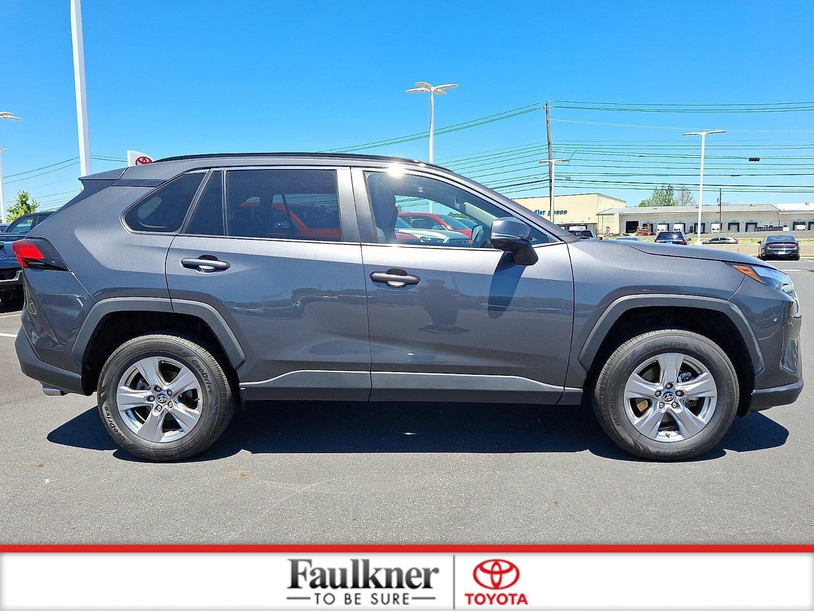 2025 Toyota RAV4 XLE AWD (Natl)