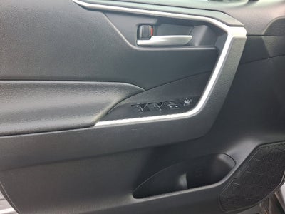 2025 Toyota RAV4 XLE CERTIFIED