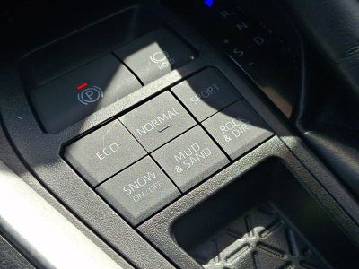 2025 Toyota RAV4 XLE AWD (Natl)