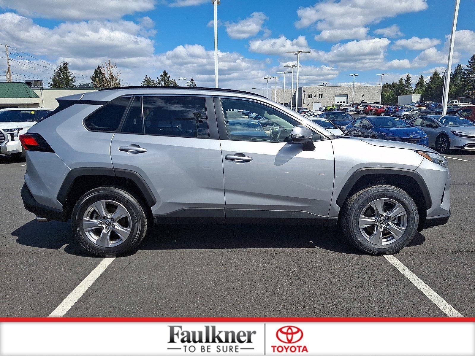 2025 Toyota RAV4 XLE AWD (Natl)