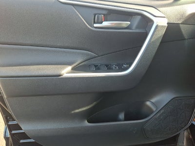 2025 Toyota RAV4 XLE CERTIFIED