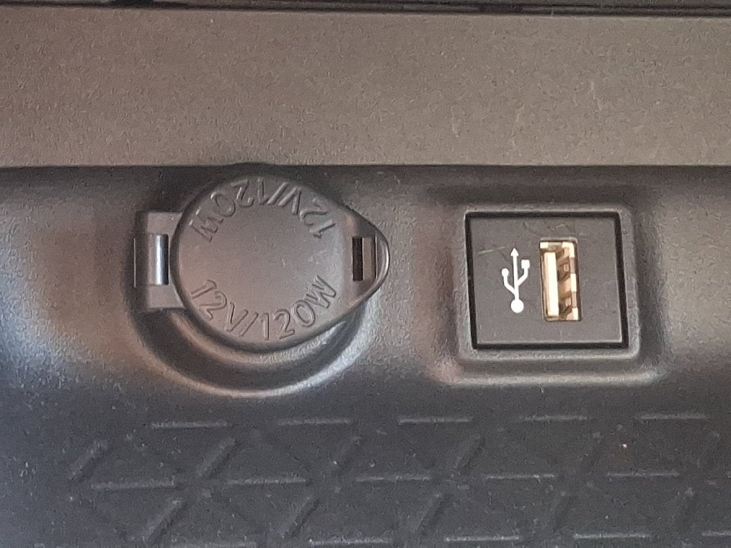 2025 Toyota RAV4 XLE CERTIFIED