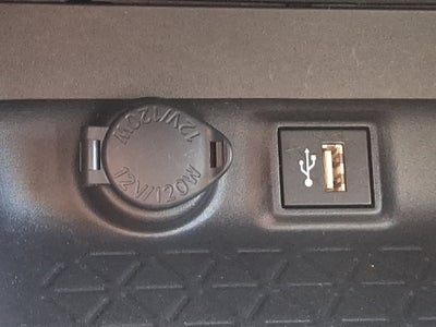 2025 Toyota RAV4 XLE CERTIFIED