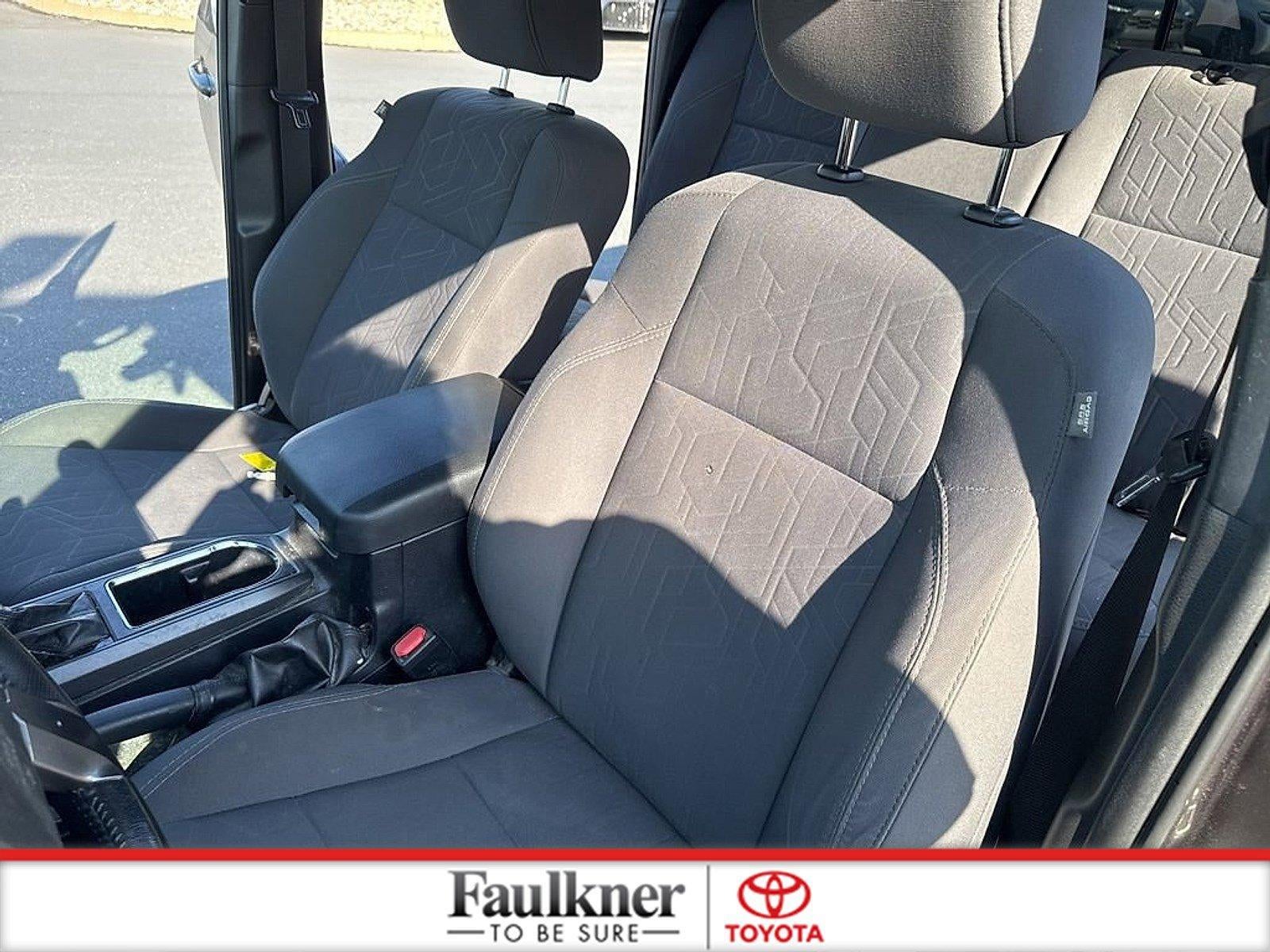 2018 Toyota Tacoma SR Double Cab 5' Bed V6 4x4 AT (Natl)