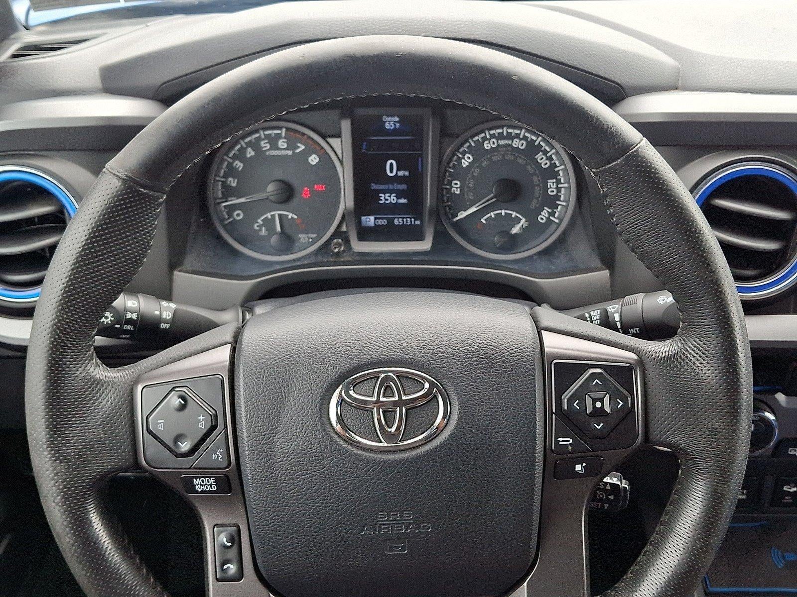 2017 Toyota Tacoma TRD Off Road Double Cab 5' Bed V6 4x4 AT (Natl)