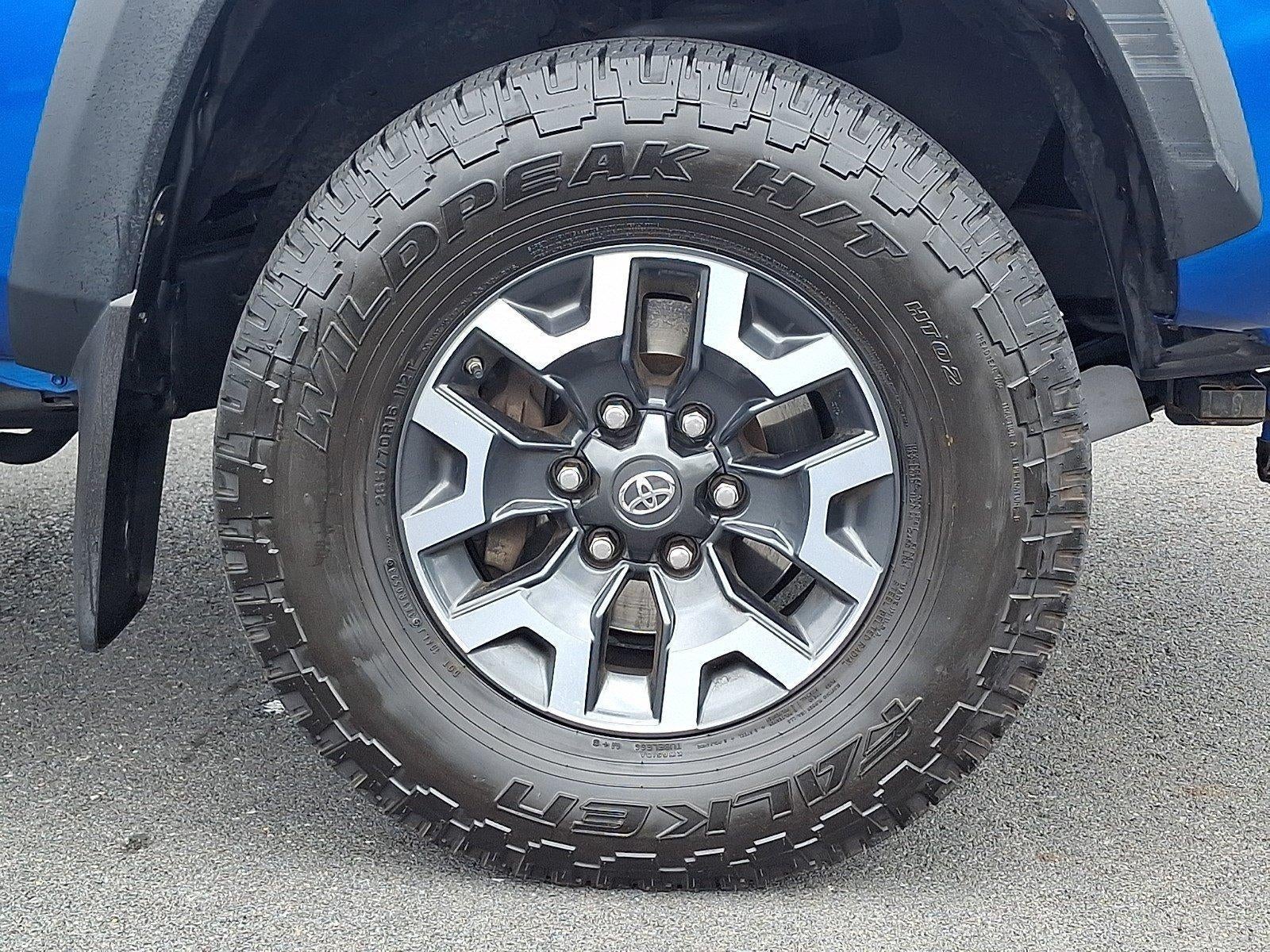 2017 Toyota Tacoma TRD Off Road Double Cab 5' Bed V6 4x4 AT (Natl)