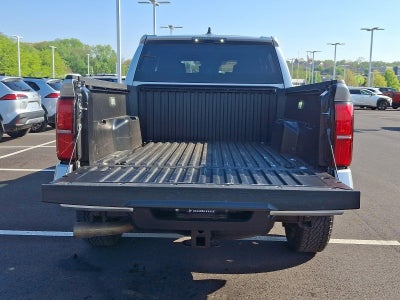 2024 Toyota Tacoma 4WD 4WD TRD Off Road Double Cab 5' Bed AT (Natl)