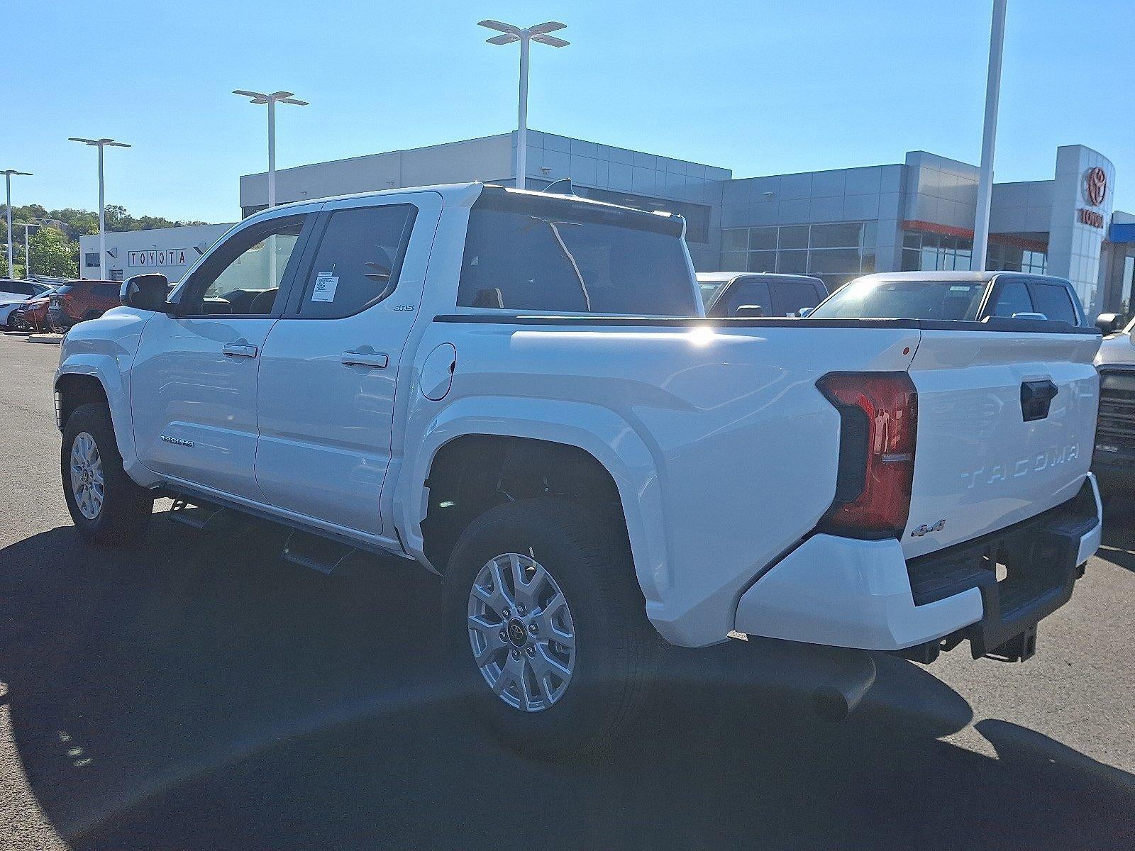 2025 Toyota Tacoma 4WD 4WD SR5 Double Cab 5' Bed AT (GS)